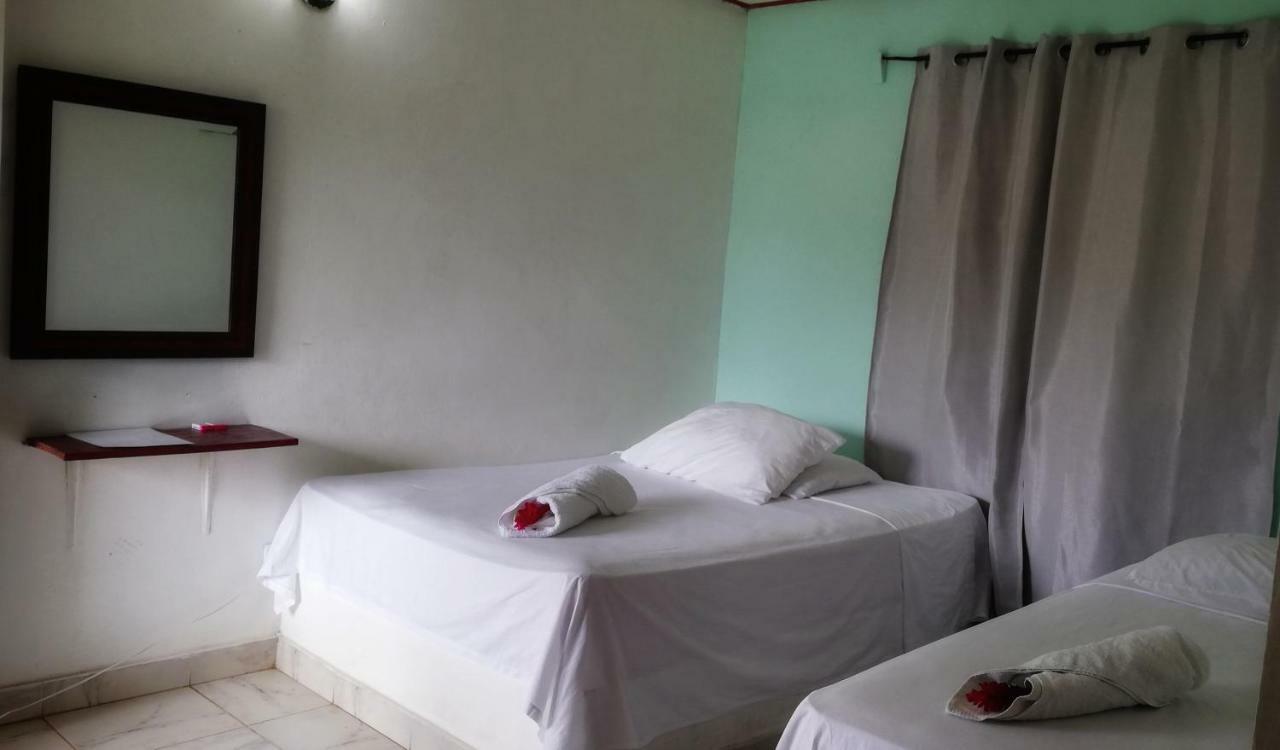 Hotel Santa Fe Buitenkant foto